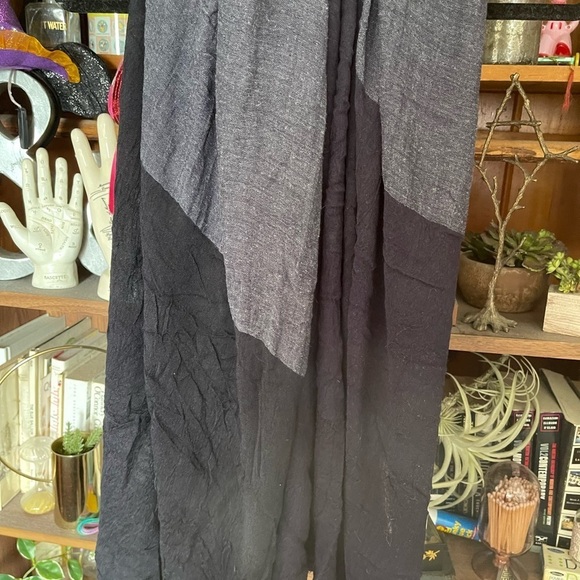 BDG navy and gray blanket scarf - Picture 4 of 9